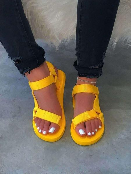

sandals women 2021 summer fashion all-match large size comfortable lightweight flat shoes, Black