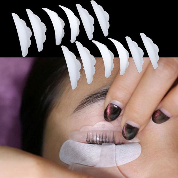 

eyelash curler 12 pieces white eyelashes perming lifting silicone pads extensions lashes guard tools set, 4.2 x 1.2 cm