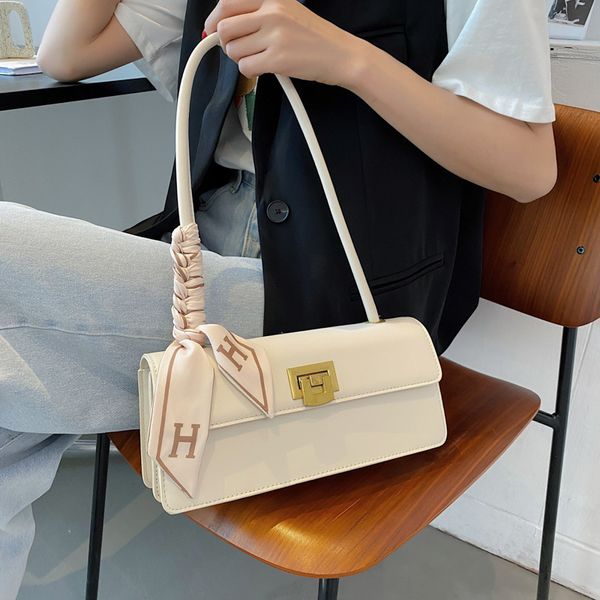 

factory outlet design popular texture foreign style bag women's summer 2021 new fashion handbag net red one shoulder armpit staff bag