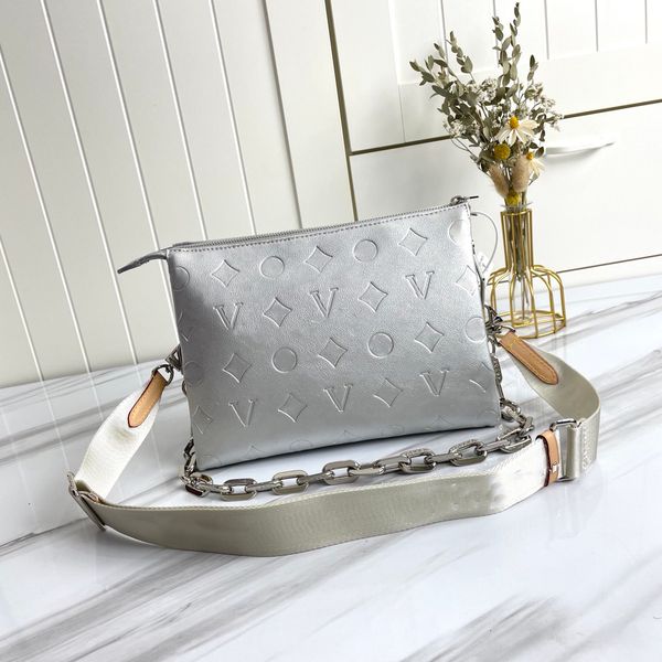 

2021 woman's bag high leather fashion large capacity ladies handbag size 26-20-12cm m57790
