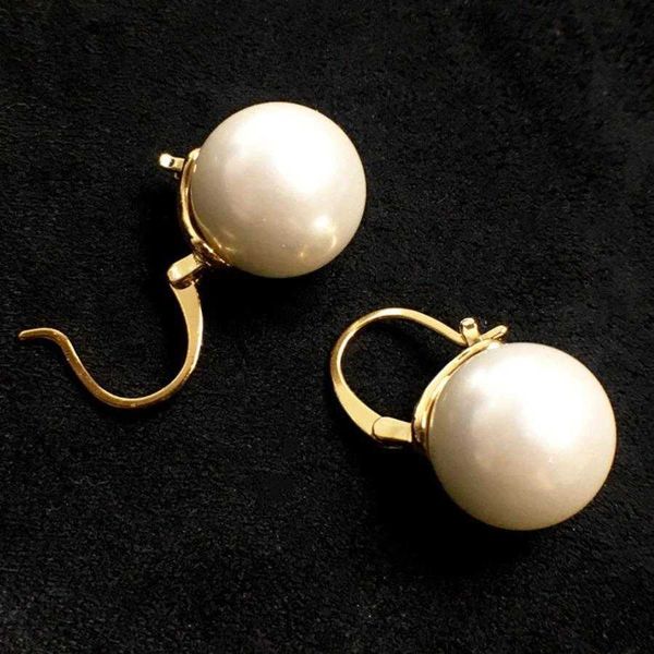 

charm fashion jewelry elegant and generous pearl dijia earrings european version east gate style jewelry0, Golden