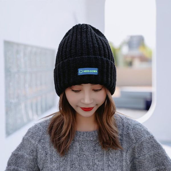 

beanies selling autume students beauty women outdoor hat 2022 fashion winter warm hats solid cover head cap m114