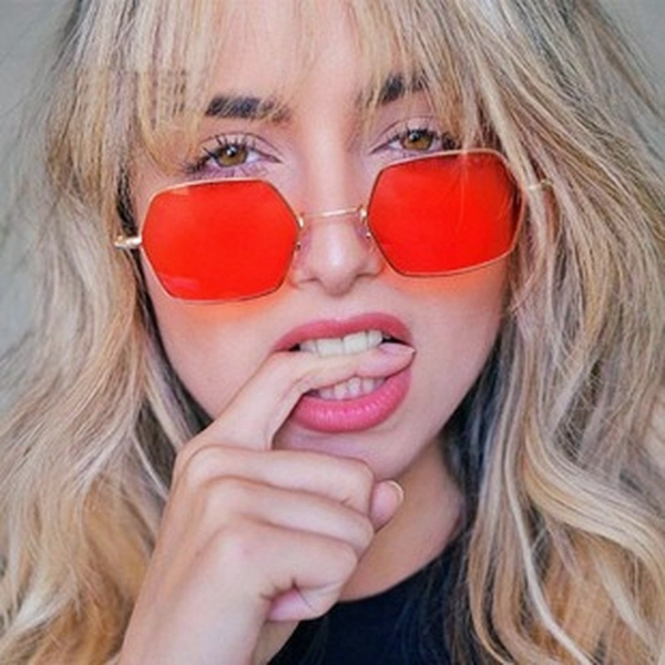 

charm fashion trend sunglasses cow color white dot black frame shade sunglasses ins styles sunglasses, White;black