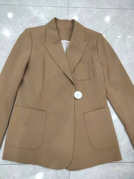 

women's suit jacket for 2021 new autumn design, White;black