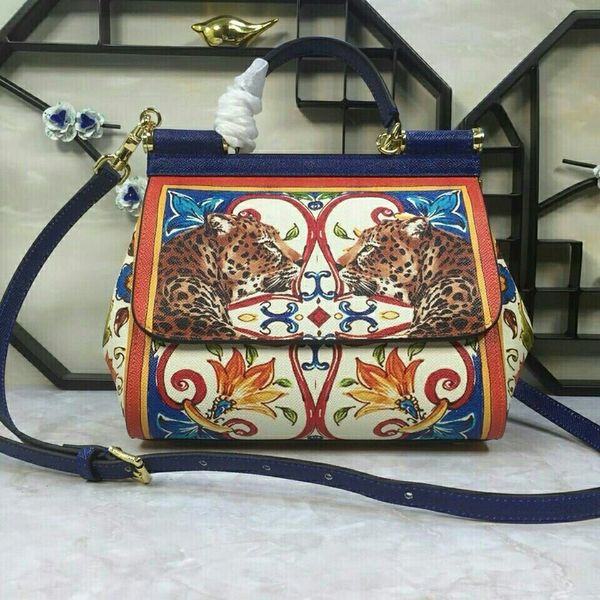 

20 new dg / dugabana genuine cow leather color printing graffiti fashion women's portable one shoulder messenger bag