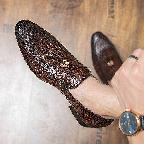 

45.46.47 size summer breathable fringed leather shoes mens british casual cool brogue mens hight increasing shoes trendy slip-on shoes men, Black