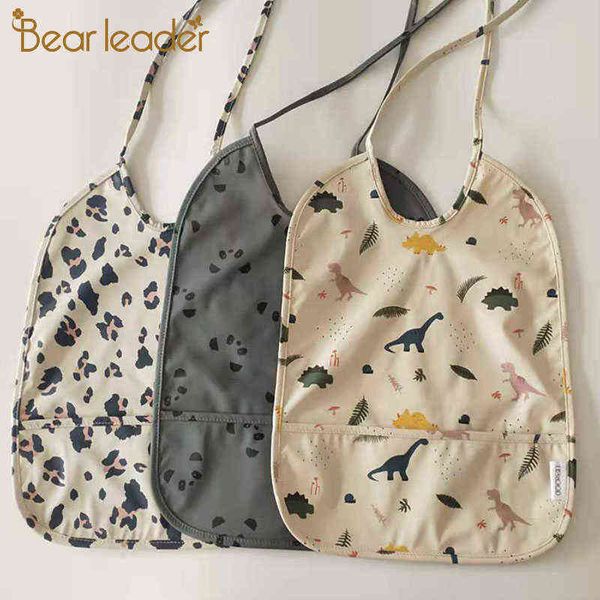 

bear leader toddler baby cartoon print bibs born girls boys lovely cute pattern burp cloths infant fashion kids accessories 211117
