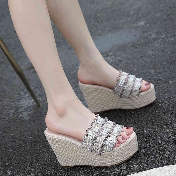 

super high heel summer wear 11cm thick bottom pearl fashion women wees slippers, Black
