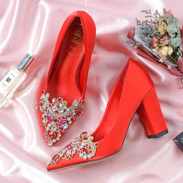 

dress shoes red wedding female 2021 spring drill pointed high heels thick heel bride toasting show, Black