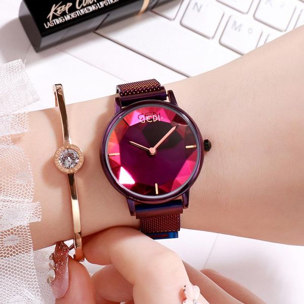 

wristwatches casual women watches diamond cutting dial magnetic buckle fashion simple all-match ladies watch, Slivery;brown