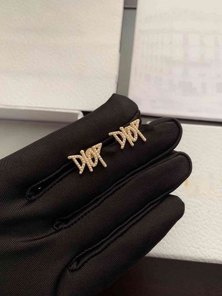 

70% off luxury jewelry millet pearl letter earring 925 silver needle, Golden