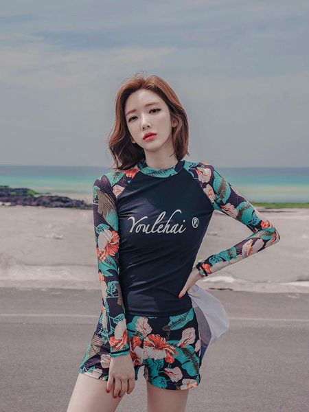 

long sleeve separate two piece women swimsuit sport women's swimming suit surfing beach wear shorts tankini swimwear swimsuits one-piec