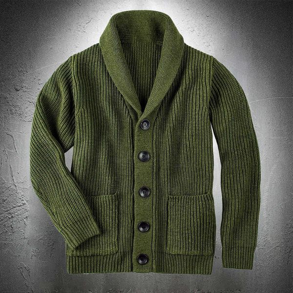 Cardigan verde militare maglione uomo maglione cappotto maglione di lana grezza addensare caldo cappotto casual uomo moda abbigliamento abbottonato 211018