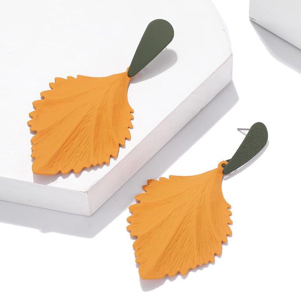

dangle & chandelier korean statement big long earrings charms yellow leaf for women fashion jewelry 2021 oorbellen brincos aretes de mujer, Silver