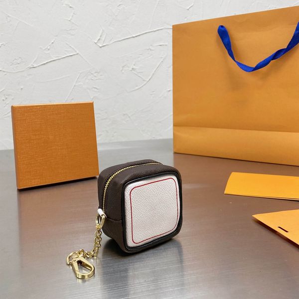 

famous men women coin purses women's cute bag pendant men's leather wallets the key chain, Red;black