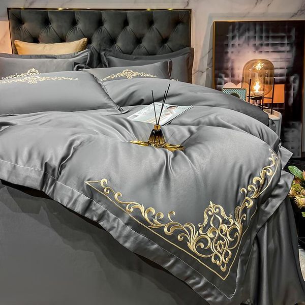 

luxury bedding sets embroidery duvet cover pillowcase quilt/comforter king  size all season home bed decoration