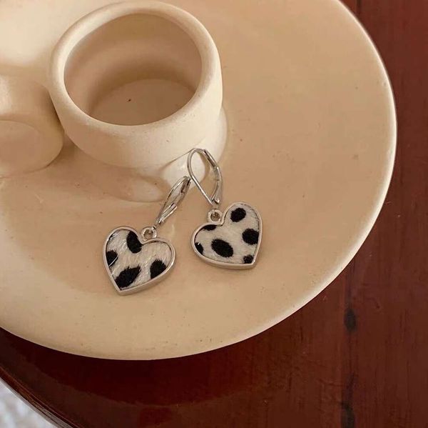 

temperament print love earrings fashion simple earrings autumn winter