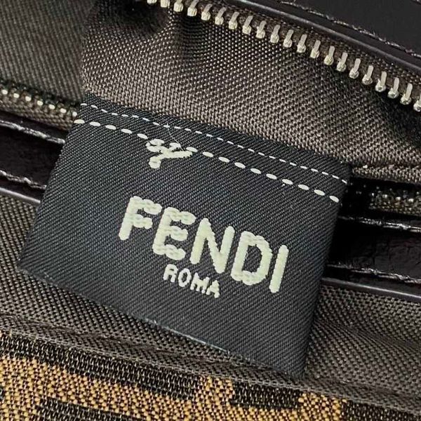 

light 2021 new fashion classic retro underarm bag niche design versatile zly