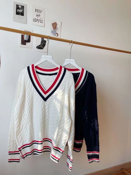 

2021 knitted contrast autumn winter new pullover loose college long sleeve thick needle thickened sweater mf, Black