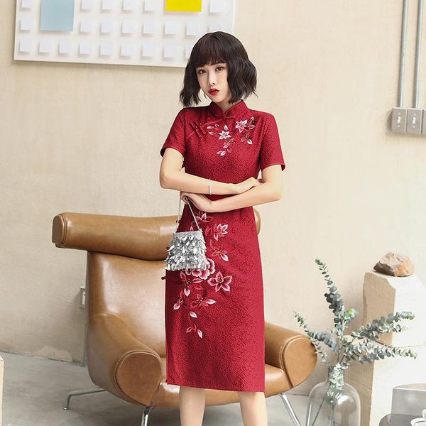 

red exquisite flower embroidery chinese lace dress female short sleeve novelty qipao elegant mandarin collar big size cheongsam ethnic cloth