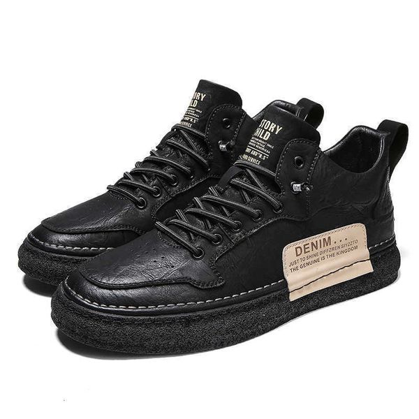 

middle men's sho 2021 autumn and winter black board casual leather soft soled