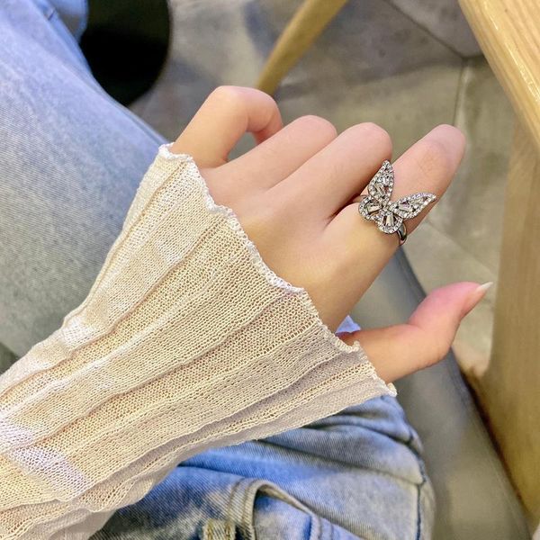 

pretty jewelled butterfly finger ring adjustable cluster rings, Golden;silver