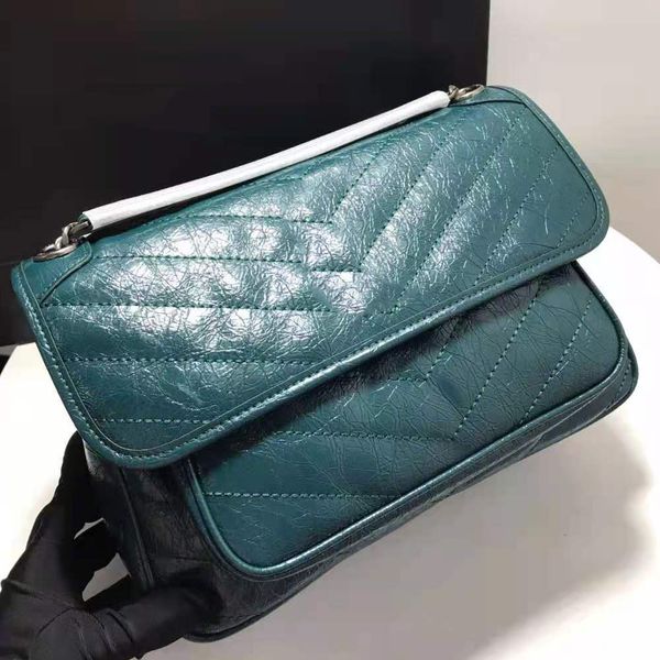 

lady designer oil wax wrinkled cowhide bags letter shoulder bags black satchel crossbody baguette bags designer womens fashion handbags 19cm