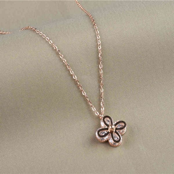 

rose gold necklace female petal clavicle chain korean net red zircon ins crystal pendant lucky grass fresh, Silver