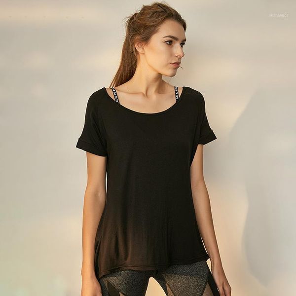 

yoga outfit comfortable model women short sleeve cross wrap backless t-shirt summer thin loose sport tee fitness clothing