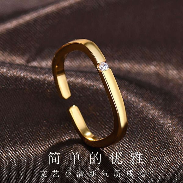 

dafu tongkuang small with red square plain and sand gold ring, Black