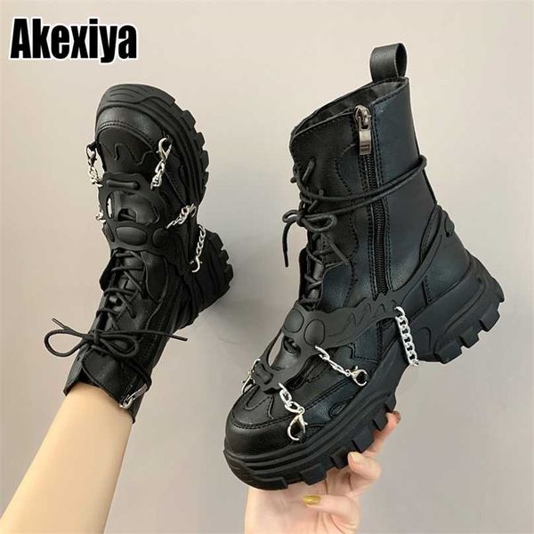 Couro Womens Senhoras Tornozelo Botas Médio Calcanhar Lace Up Worker Exército Preto Goth Tênis Outono Sexy Chain Alta Qualidade P416 211105