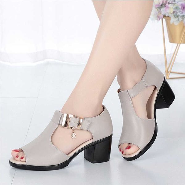 

women sandals summer high heels fish mouth hollow roman sandals thick with beaded anti skid plus size mom's shoes y0721, Black