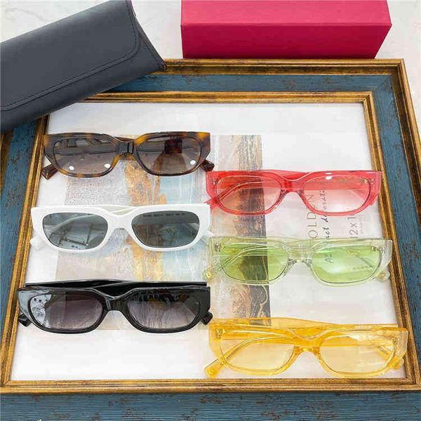

2022 factory wholesale va's fashion small box cat's eye tidal sunglasses star same plate sunglasses, White;black