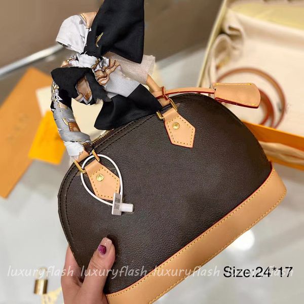 

womens designer handbags fashion luxurys latest 22ss shell bag ladies tote handbag handle vintage small letters shouler bag old flowers