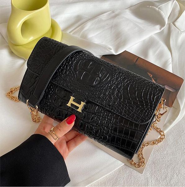

factory wholesale leathers women shoulder bags simple atmospheric pressure flower handbags elegant crocodile womens envelope chain bag gradi, Black;red