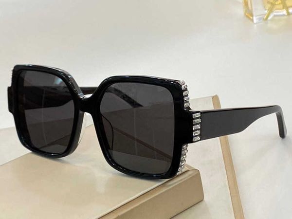 

sunglasses for women summer style anti-ultraviolet retro peva plate full frame with diamonds fashion eyeglasses random box, White;black