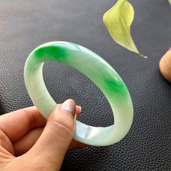 

other bracelets natural burmese emerald light color 54mm-64mm green two-color bracelet elegant princess send mom to girlfriend, Golden;silver