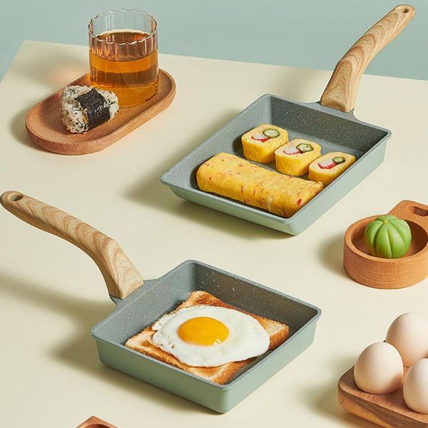 

pans frying pan tamagoyaki omelette square non-stick egg roll steak thick fry pancake kitchen pot breakfast