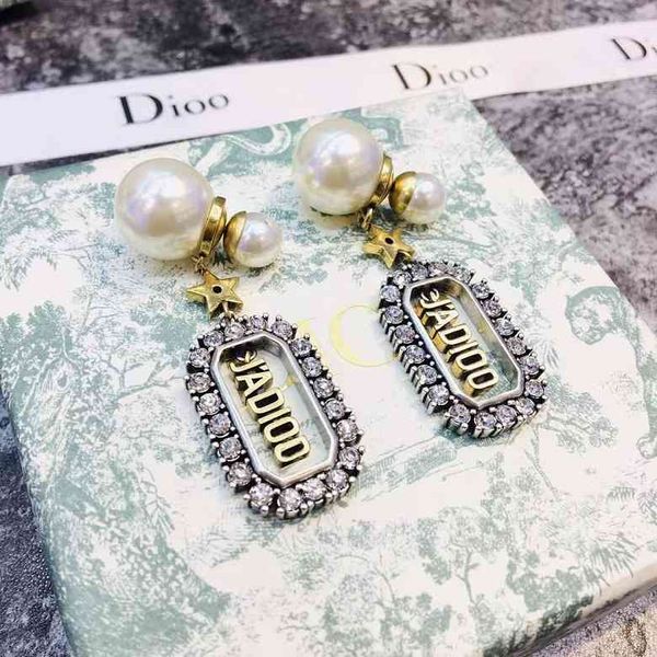 

70% off designer 2021 new pearl inlaid diamond square earrings fashion personality star the same ear female t586, Golden