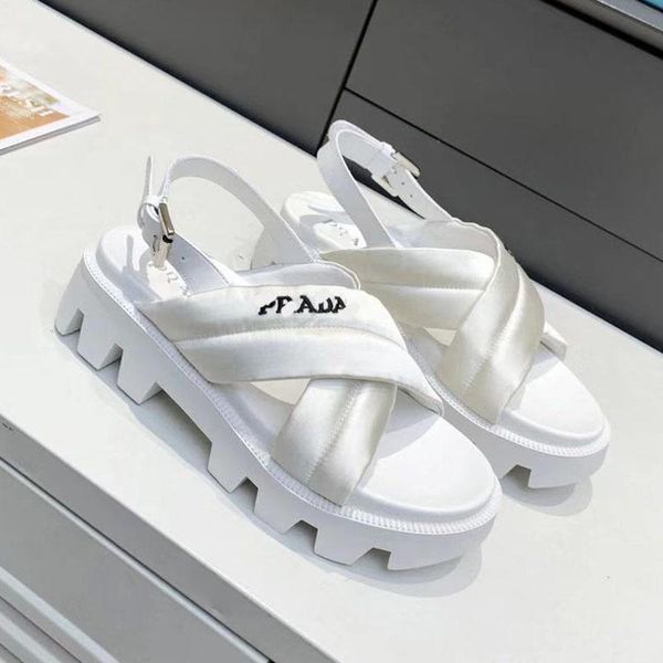 

sandals 2021 summer thick-soled sponge cake cross strap female open-toed lightweight fashion comfortable roman shoes trend, Black