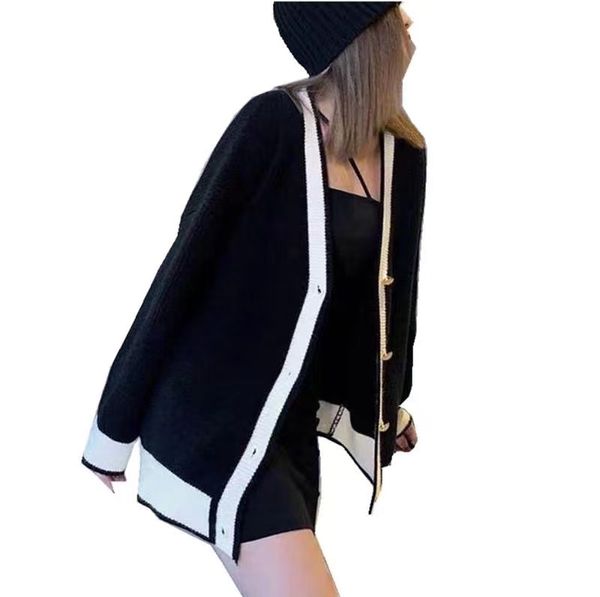 Cardigan da donna di design con cappuccio scollo a V manica lunga lettera ricamata giacca resistente al vento maglione per il tempo libero all'aperto