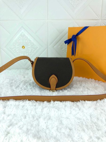 

CLASSIC FLOWER 2021 Luxury fashion clamshell bag small handbag lady famous brand designer messenger ba g shoulder bags leather chain ladys handbags