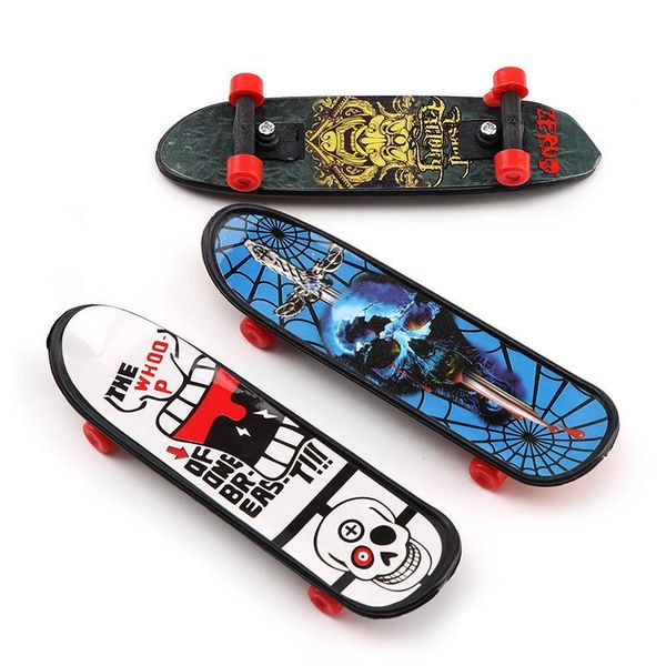 2021 Mini-Griffbretter, Finger-Skateboard-Spielzeug, Finger-Skate-Boarding, kreative Fingerspitzen-Bewegung, Partygeschenke, Neuheitsspielzeug für Kinderparty