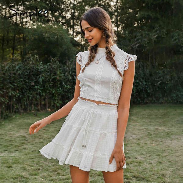 

sleeveless women crop o neck hollow out lace tank camis holiday spring summer ladies white camisoles 210414