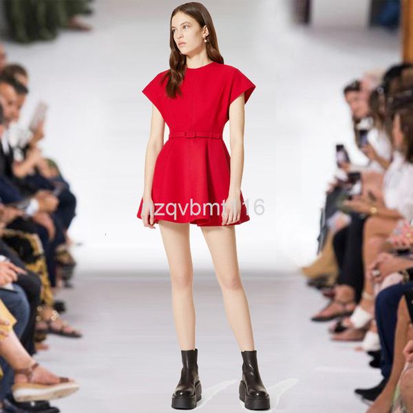 

casual dresses autumn women's wear round neck sleeveless middle style belt temperament celebrity dress, Black;gray