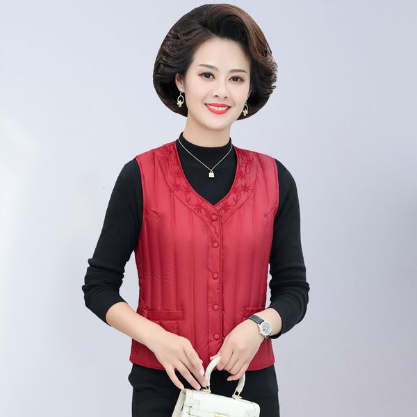 

down vt female autumn winter 2021 middle-aged old people wear large light and thin duck down tank top, Black;white