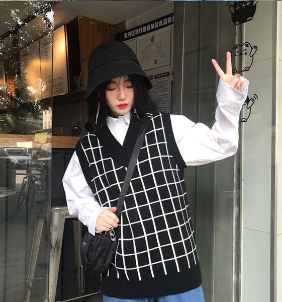 

women's sweaters vintage plaid loose knit v-neck vest, White;black