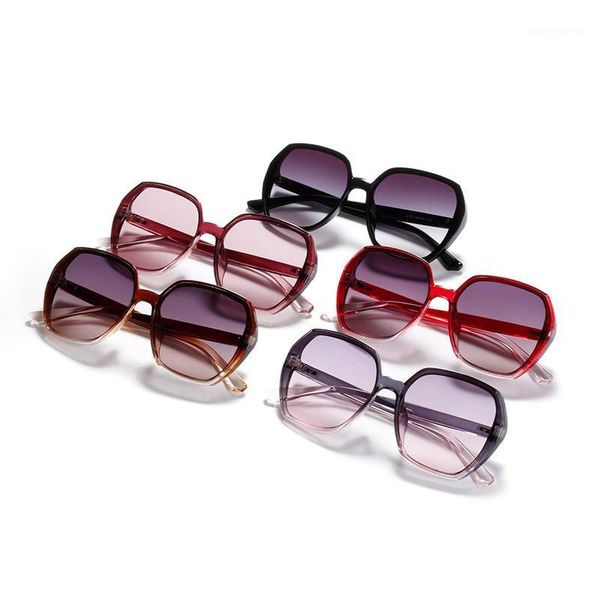 

two color gradient fashion retro sunglasses, White;black