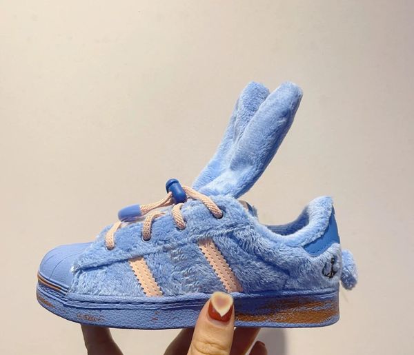 

2022 boys and girls rabbit carrot cartoon running shoes sports skateboard shoe low-plush outdoor casual shoes, Black