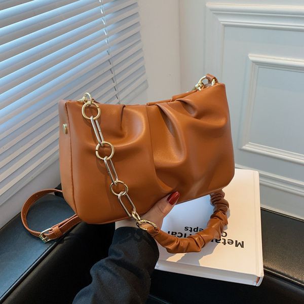 

hangbags yunduo bag female 2021 niche fold hand-held armpit fashion single shoulder messenger